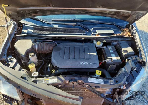 2016 Chrysler Town & Country Touring z USA, uszkodzony, nr VIN 2C4RC1BG6GR259686